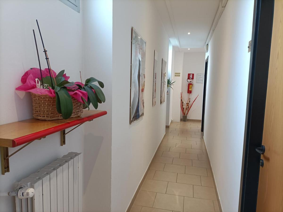 Albergo Roma Gattico Екстер'єр фото