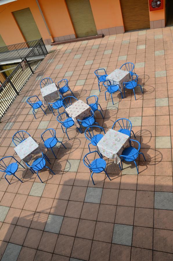 Albergo Roma Gattico Екстер'єр фото
