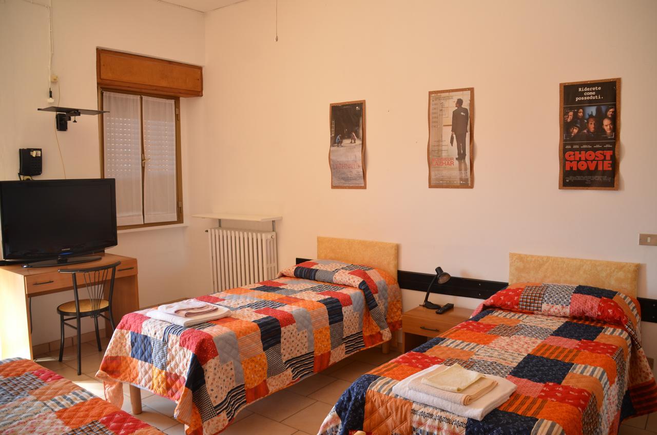 Albergo Roma Gattico Екстер'єр фото